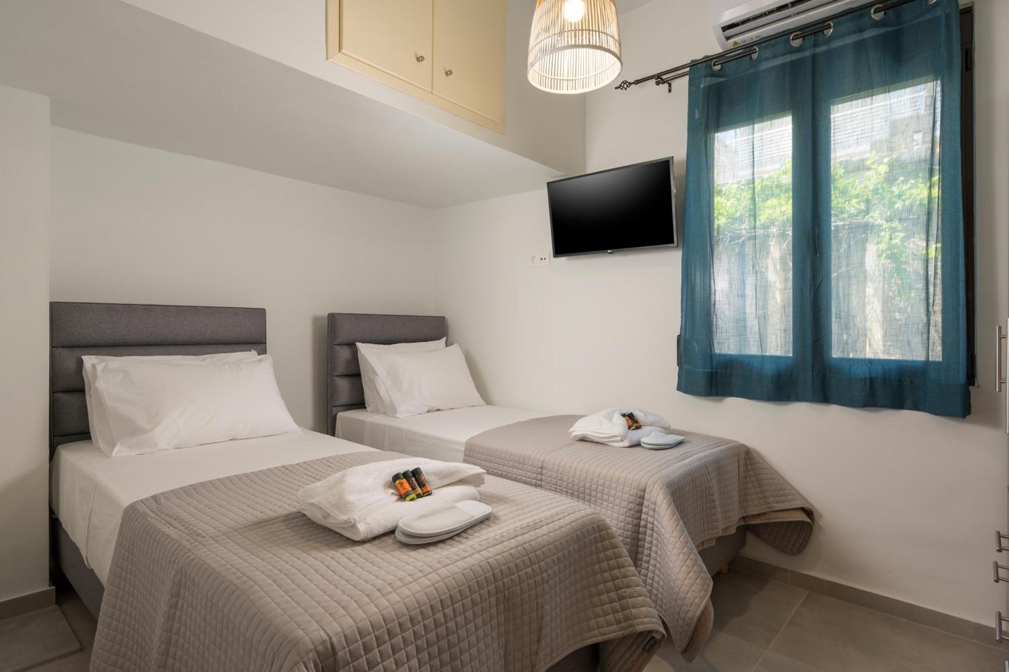 Crescendo City House خانيا المظهر الخارجي الصورة